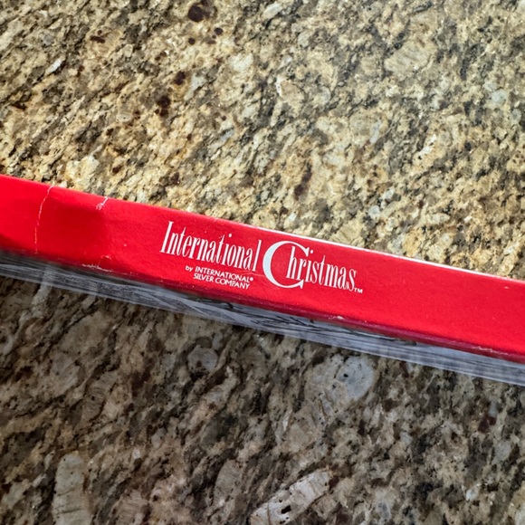 NIB Christmas Silverplated 11” Serving Trowel - Picture 6 of 6